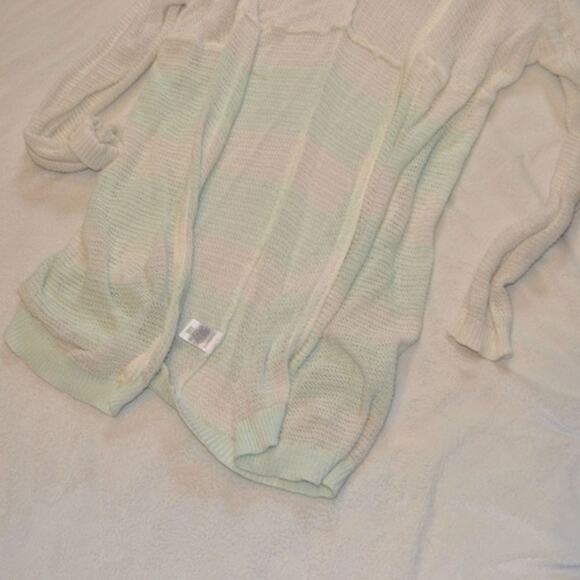 Wild Pearl White and Green Striped Knit Cardigan | Sz S - Picture 2 of 5